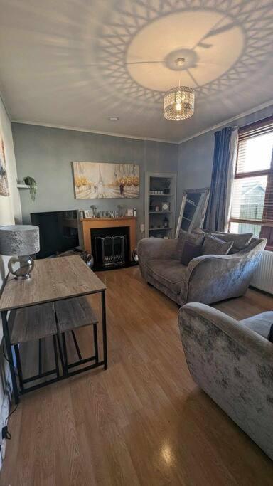 Lovely 2 Bedroom Apartment In Heart Of Dundee Buitenkant foto